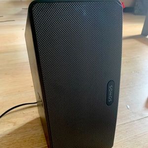 Sonos play 3 WiFi speaker